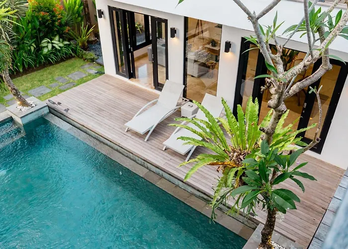 Solaris Private Club Villa Canggu