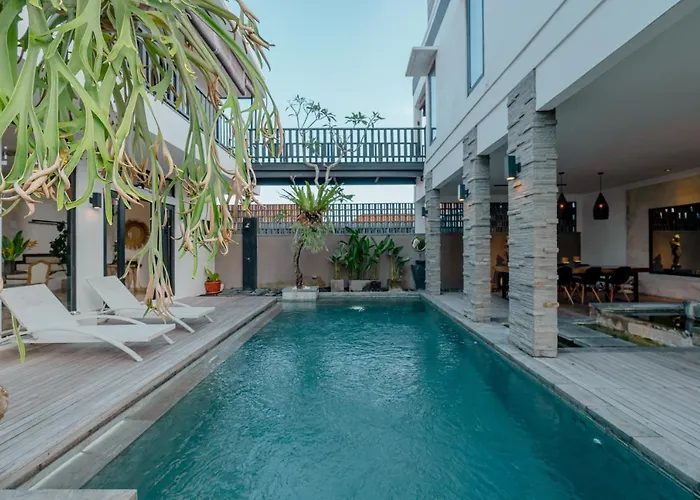 Solaris Private Club Villa Canggu