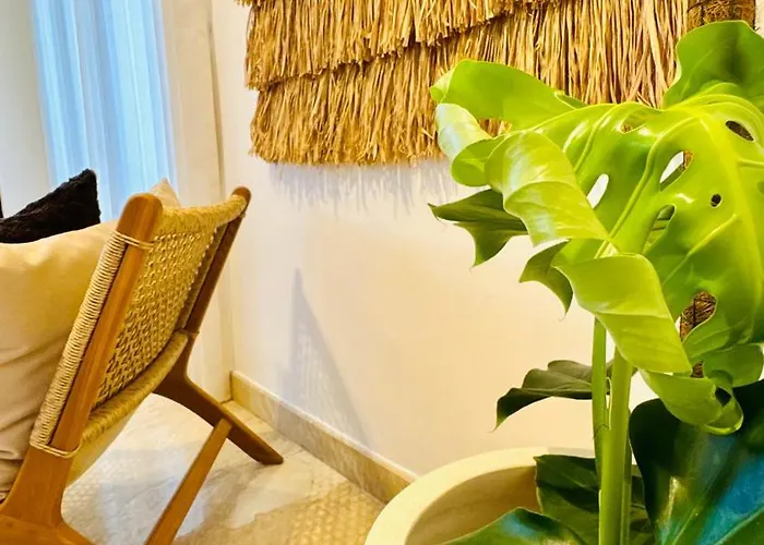 Villa Solaris Private Club *